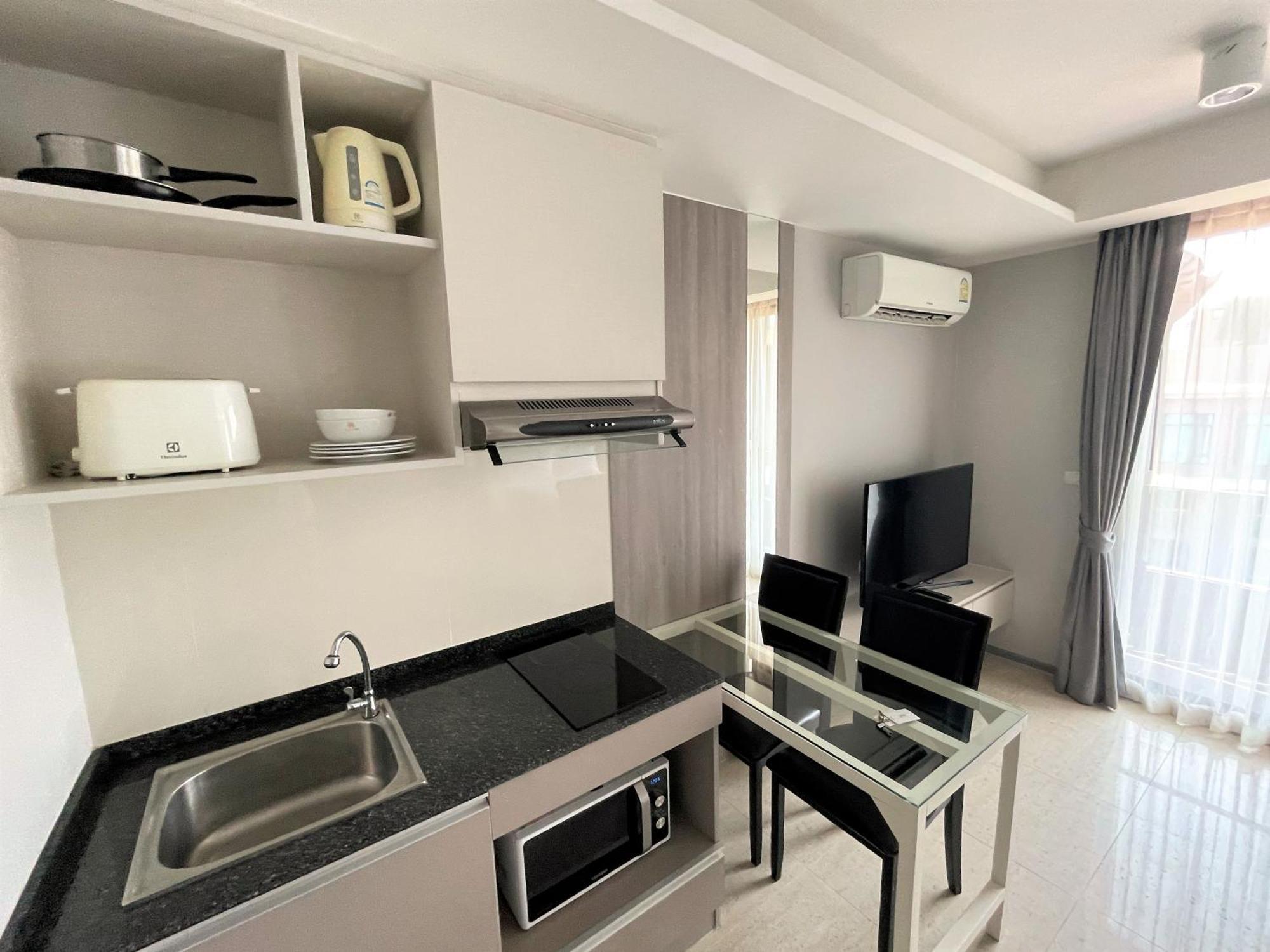6Th Avenue Surin By Lofty Apartment Room photo
